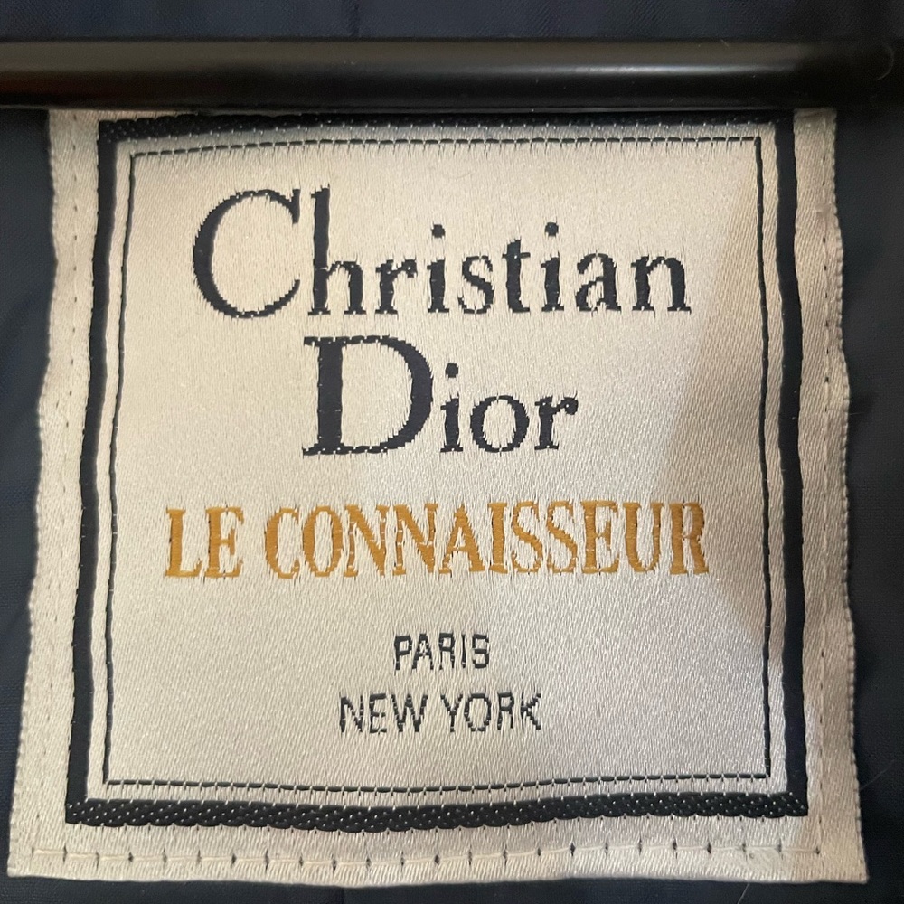 BRAND NEW CHRISTIAN DIOR TAN COAT
